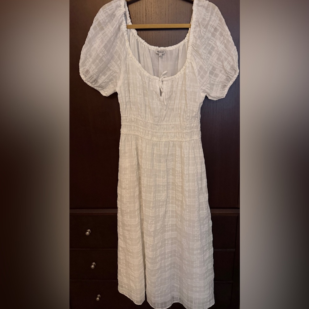 Madewell Sophia White Seersucker Smocked Midi Dress - Picture 4 of 5